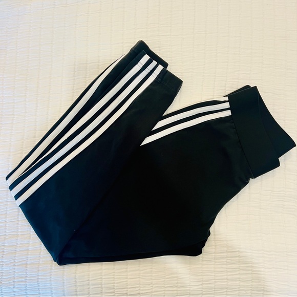 adidas | Women's Sportswear 3-Stripe Tights in Black and White - Picture 13 of 14